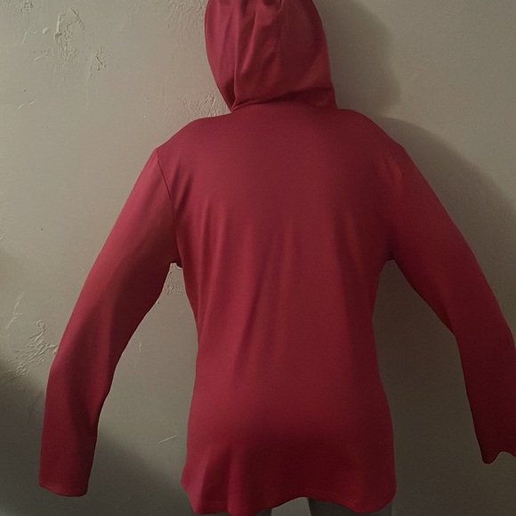 Pink sweater with pockets and thumb holes on sleeves - Picture 5 of 7